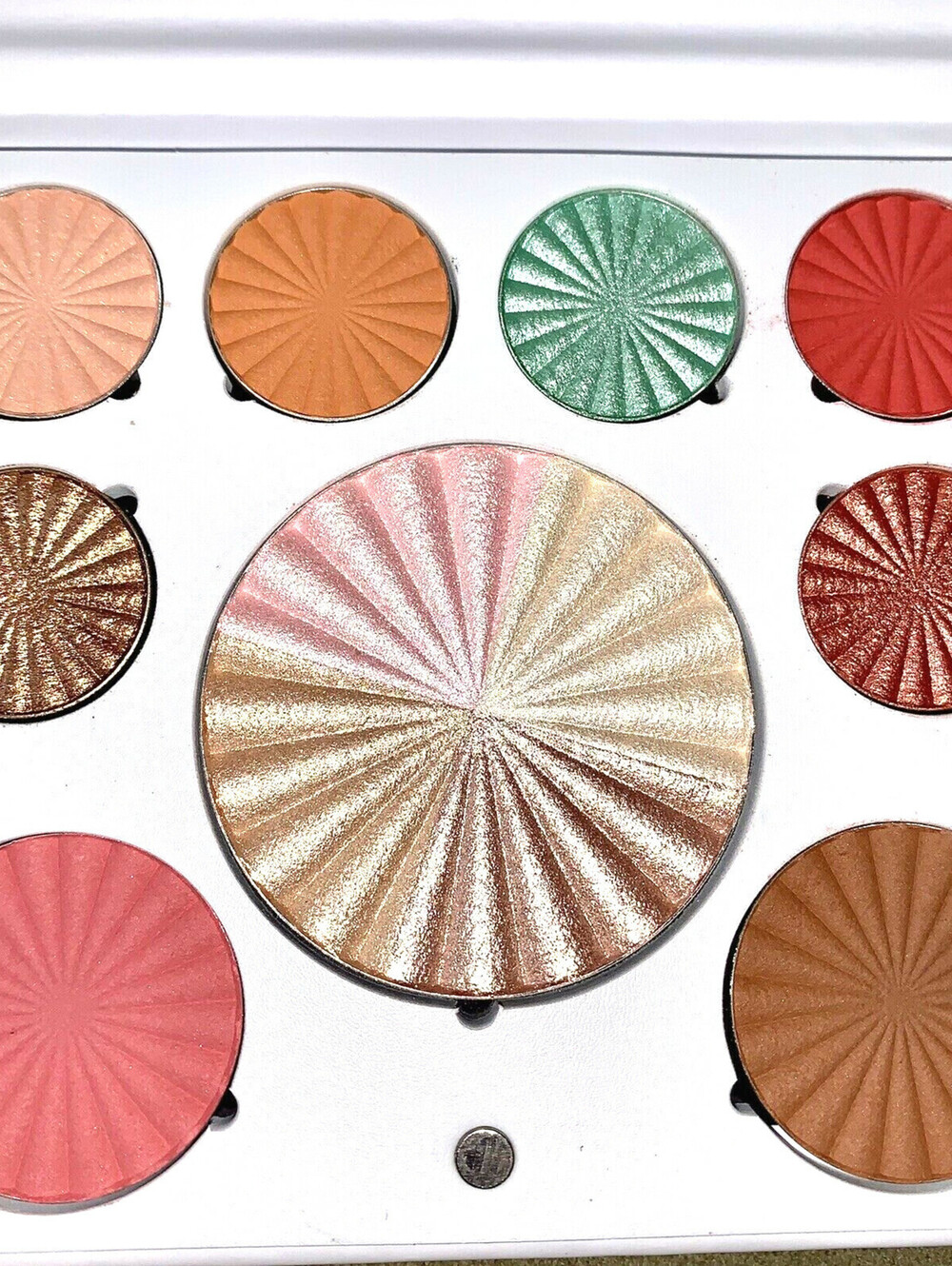OFRA Palette Good To Go Mini Mix ALL OF THE LIGHTS Highlighter Blush Shadow NEW